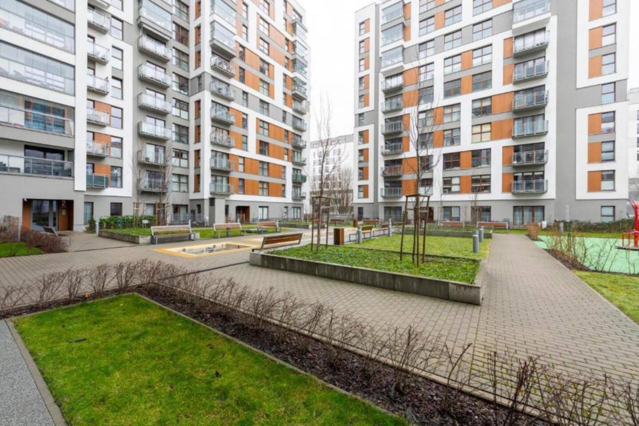 Woronicza 33B Prywatne Mieszkanie Z Oddzielna Sypialnia I Balkonem Bezplatne Miejsce Parkingowe Samodzielne Zameldowanie! Warszawa Zewnętrze zdjęcie